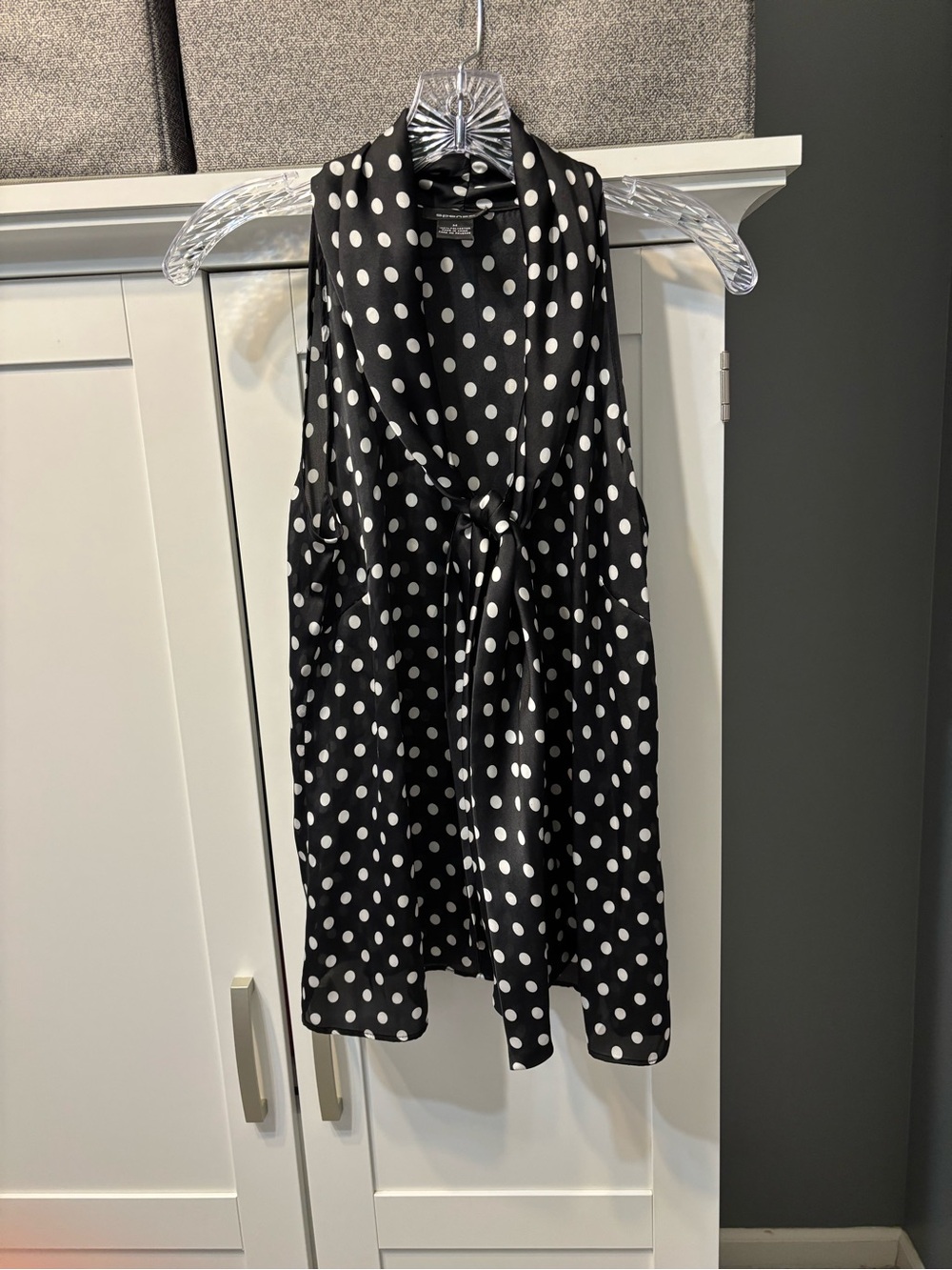 Spense Black and White Polka Dot Tie-Front Sleeveless Blouse Size M NWOT Office